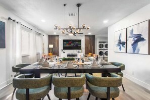 Dining - Country Club Spot: Pool & Games Steps from Strip! (Henderson)