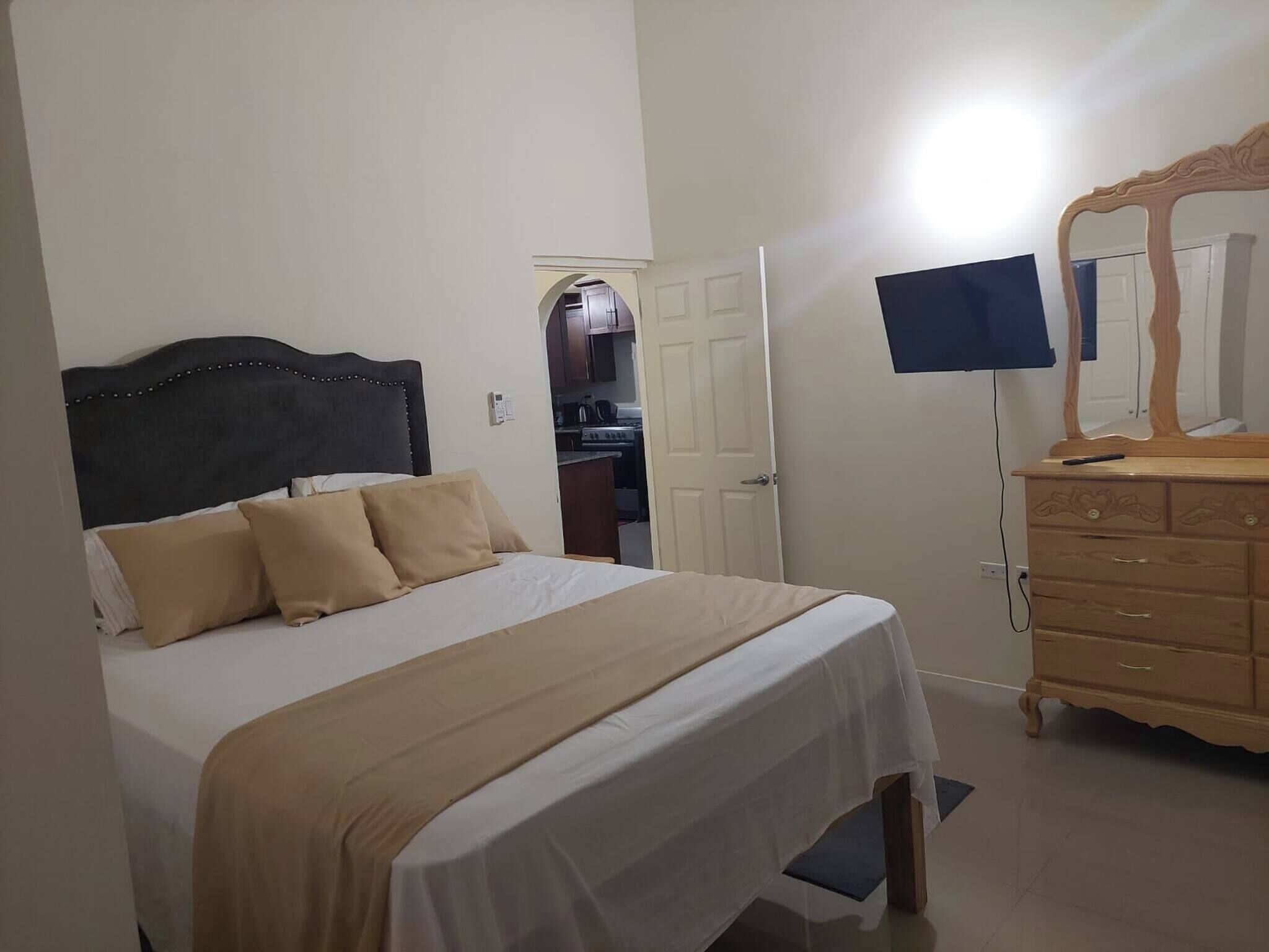 House, 3 Bedrooms, Accessible, Patio