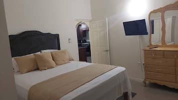 House, 3 Bedrooms, Accessible, Patio