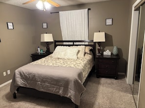 3 bedrooms, iron/ironing board, free WiFi, bed sheets