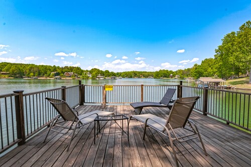 Cottage at the Lake - Waterfront lake-view home with dock, fireplace, pool table, kayaks, & firepit