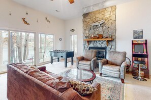 TV, DVD player, table football, books - A Kerr Home - Waterfront home with private dock, lake views, kayaks, paddleboat, & pool table (Moneta)