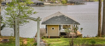 Lake Escape - Lakefront home with private dock, hot tub, game room