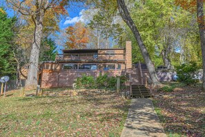 Exterior - Herons Rest - Lakefront home with dock, pool table, & hot tub - dogs OK (Moneta)