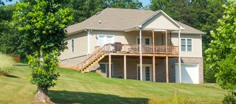 Orr at Waterways - Great home with powered dock, boat launch, outdoor pool, & beach