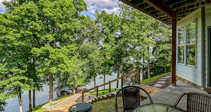 Still Waters - Lakefront luxury home with views, dock, home theater & game room