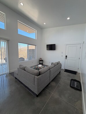 Smart TV - Hilltop Haven #2 at The Hidden G Spot Villa's (Glenwood)