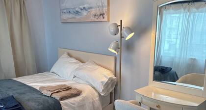 Ocean view cozy Stay 1