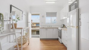 Fridge, microwave, oven - Sand & Sea 7 - across the road from Sawtell Beach (Sawtell)