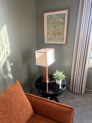 Interior - The Noyo Ridge Suite (Fort Bragg)