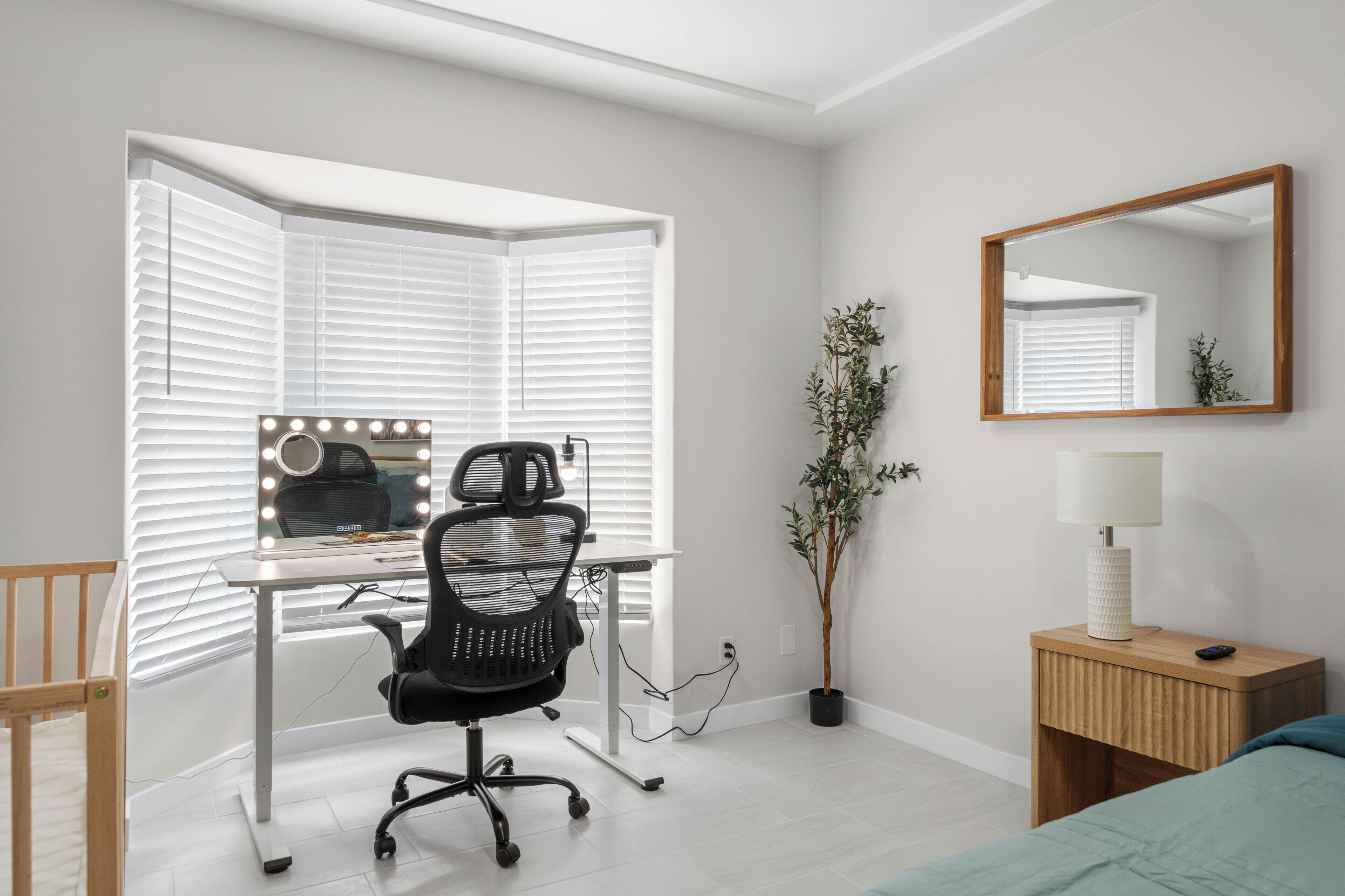 4 habitaciones, escritorio, tabla de planchar con plancha y wifi gratis 