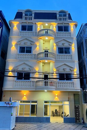 Exterior - Hotel A Phnom Penh  (Phnom Penh)