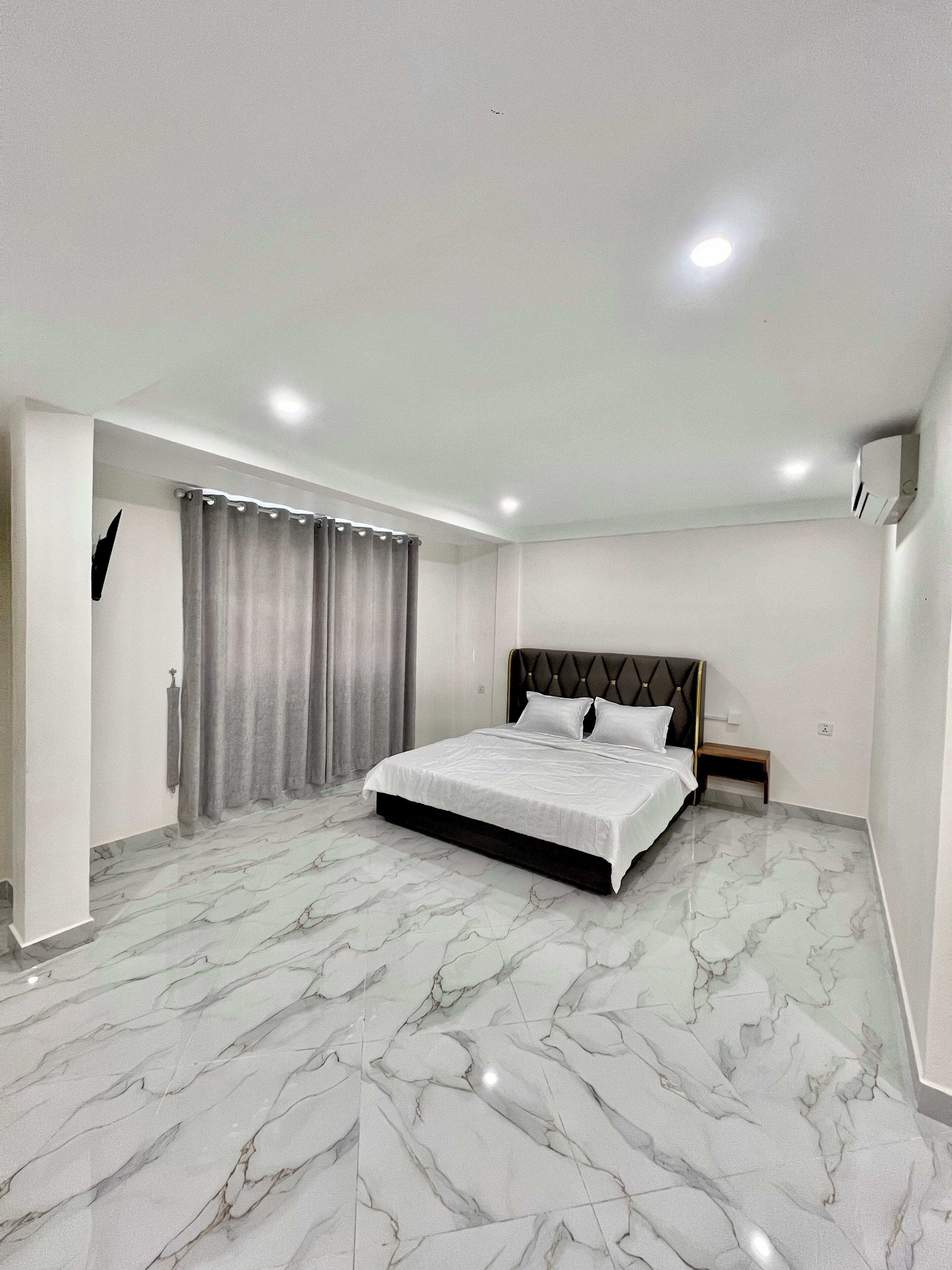 Deluxe Room, Balcony, City View