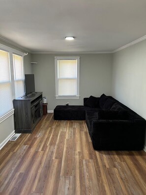 Living area - Hidden Gem (Athens)