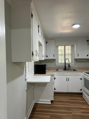 Private kitchen - Hidden Gem (Athens)