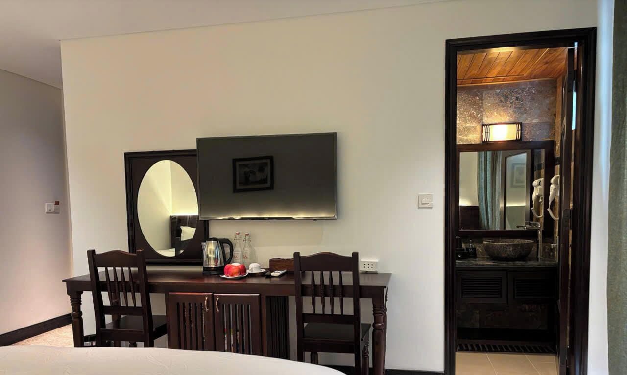 高级三人房, 阳台, 城市景观