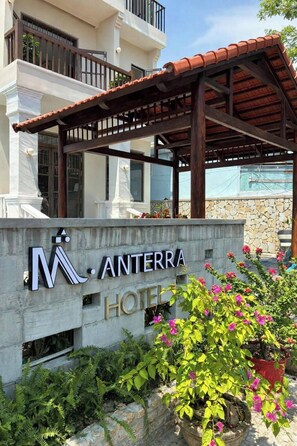 Exterior detail - Manterra Hoi An Hotel (Da Nang)