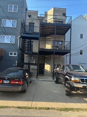 Exterior - Test Property For Now (Chicago)