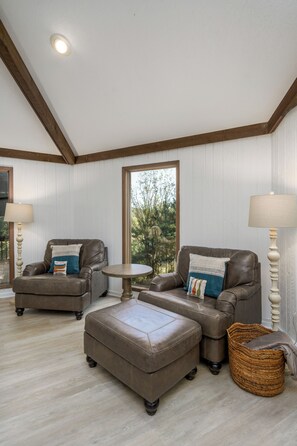 Living area - Crimson Hideaway- 2 Story Dock- Incredible View! Only 20 Minutes to UA! (Northport)