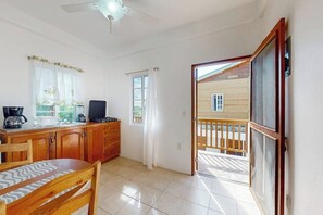 Interior - Charming single-level apartment with kitchenette and great location (Caye Caulker)