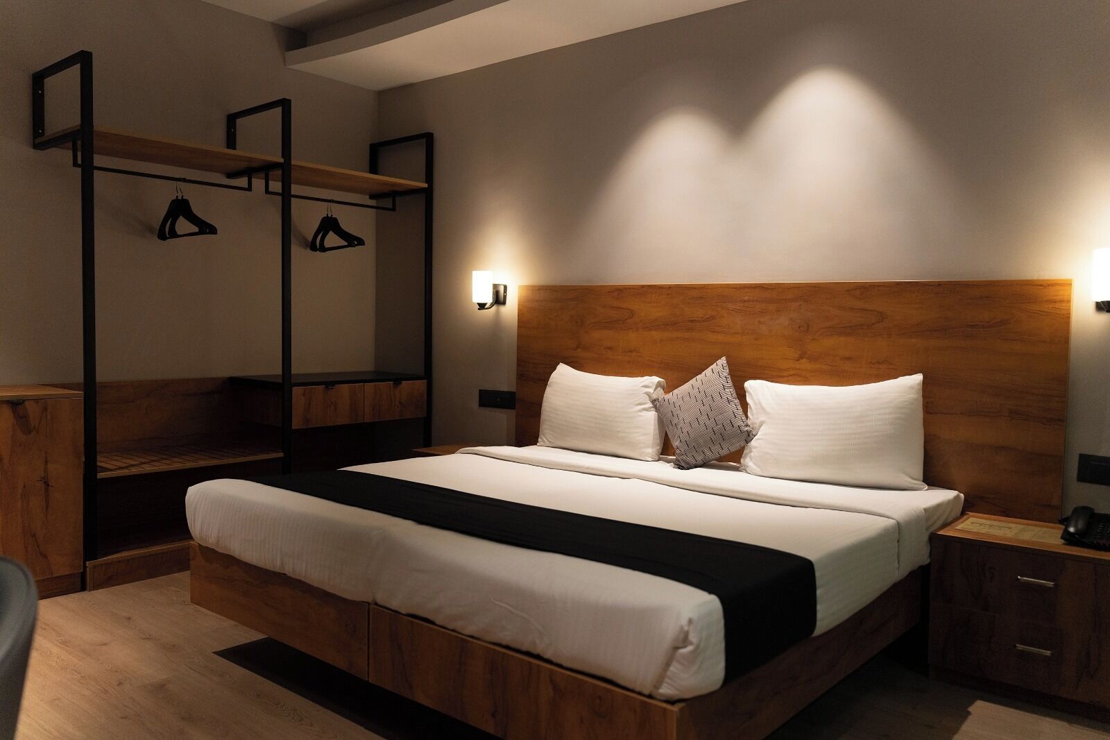 Deluxe Double Room Single Use