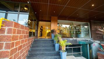 Perincian bahagian luar