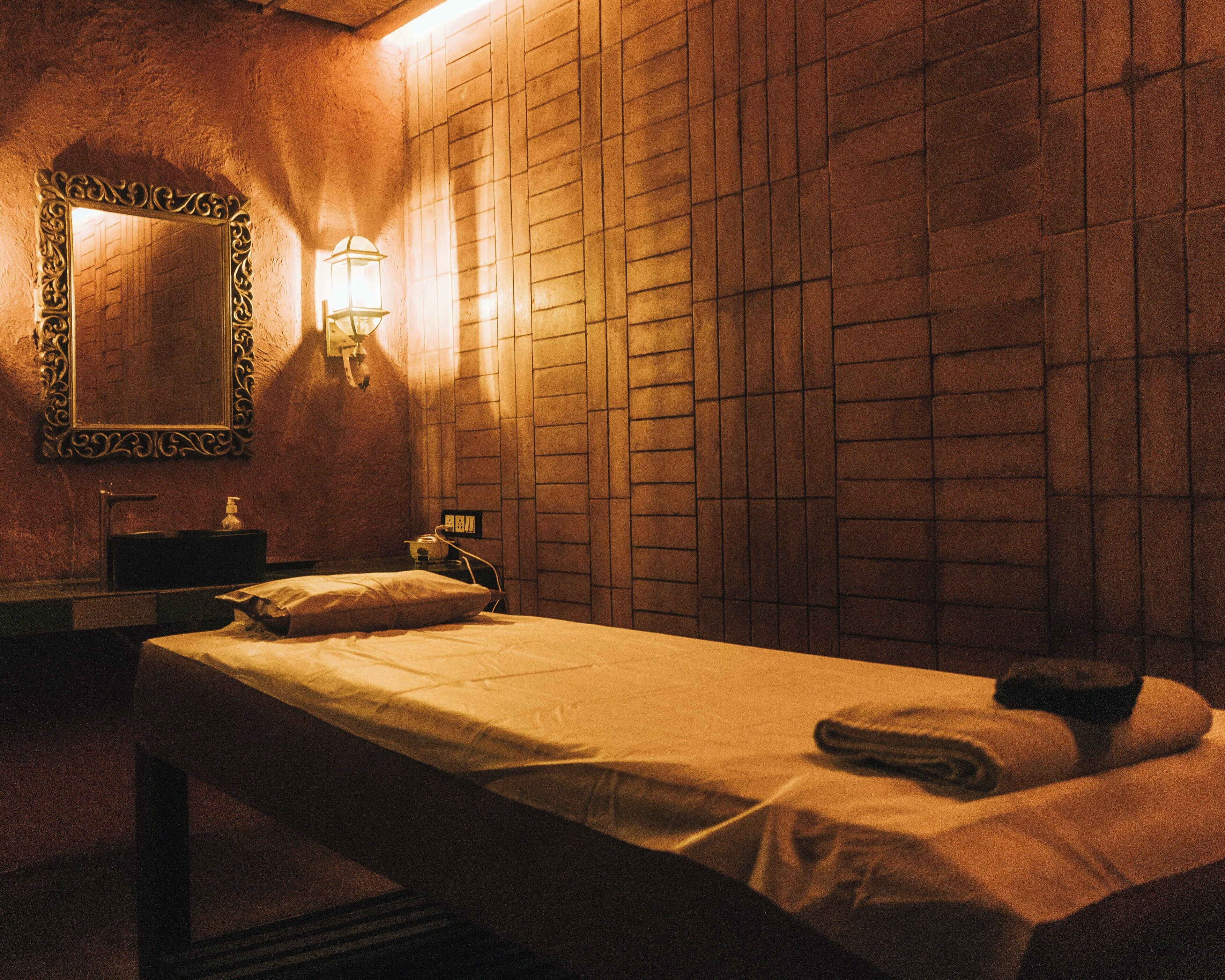 Deluxe Double Room Single Use | Spa