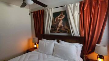 2 bedrooms, iron/ironing board, WiFi, bed sheets
