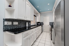 Fridge, microwave, oven, dishwasher - Ground floor Madre walk out w/boat slip! (South Padre Island)
