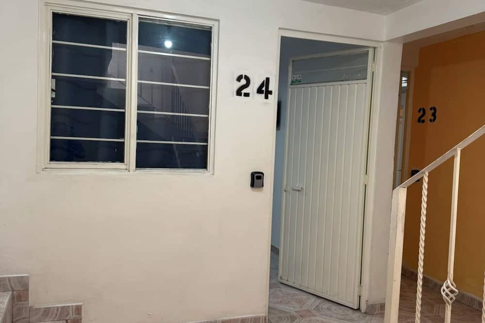 Hospedaje Casa Vazquez Sucursal Rojo Gom