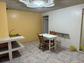 Dining - Hospedaje Casa Vazquez Sucursal Rojo Gom (Pachuca de Soto)