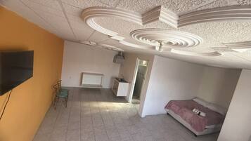 Basic Double or Twin Room | Free WiFi