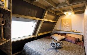 2 bedrooms, travel cot, free WiFi - Nice home in Montecatini Val Di Cecina with sauna (Montecatini Val Di Cecina)