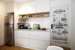 Private kitchen - Modern Apartment in Downtown São Paulo • 5 min to República Metro + Pool & Gym (São Paulo)