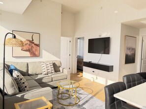 Living area - Spacious 2-Bedroom Downtown Suite | Perfect for Families & Groups (Edmonton)