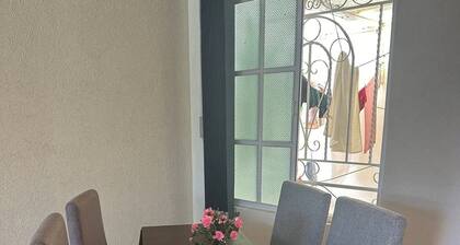 Hospedaje Casa Vazquez Colinas Plata