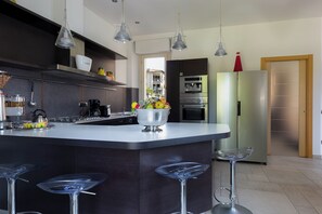 Private kitchen - VILLA ULIVI -LAGLIO- (Laglio)