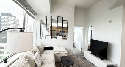 Chic 2BR Getaway | Room to Relax & Unwind