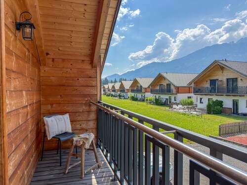 Chalet mit Sunshower und panoramischem Blick