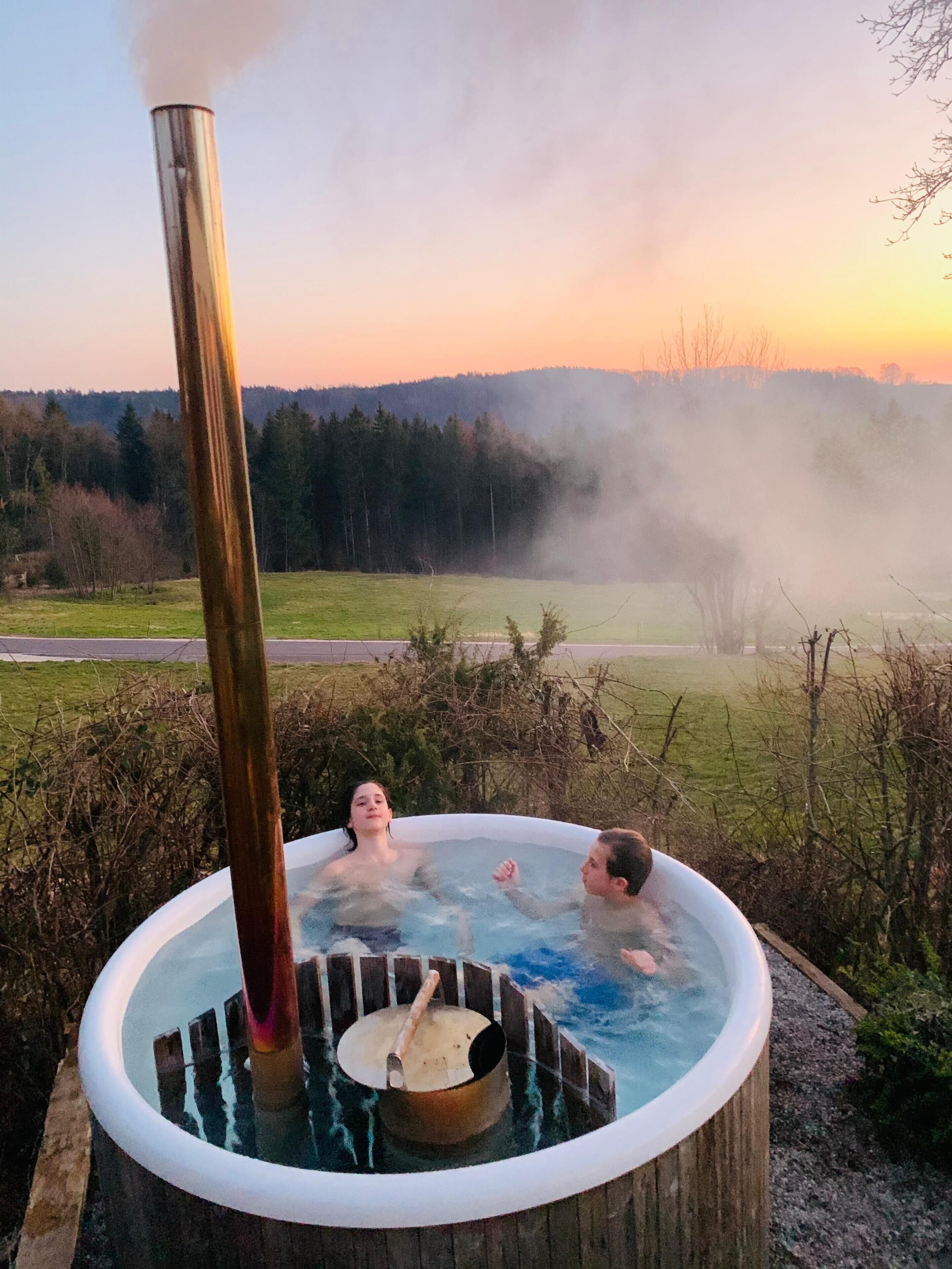 Bain à remous extérieur