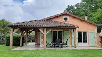 Classic House, 3 Bedrooms | Exterior