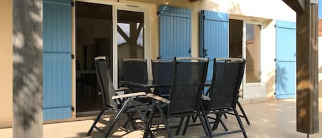 Maison Confort, 3 chambres | Balcon