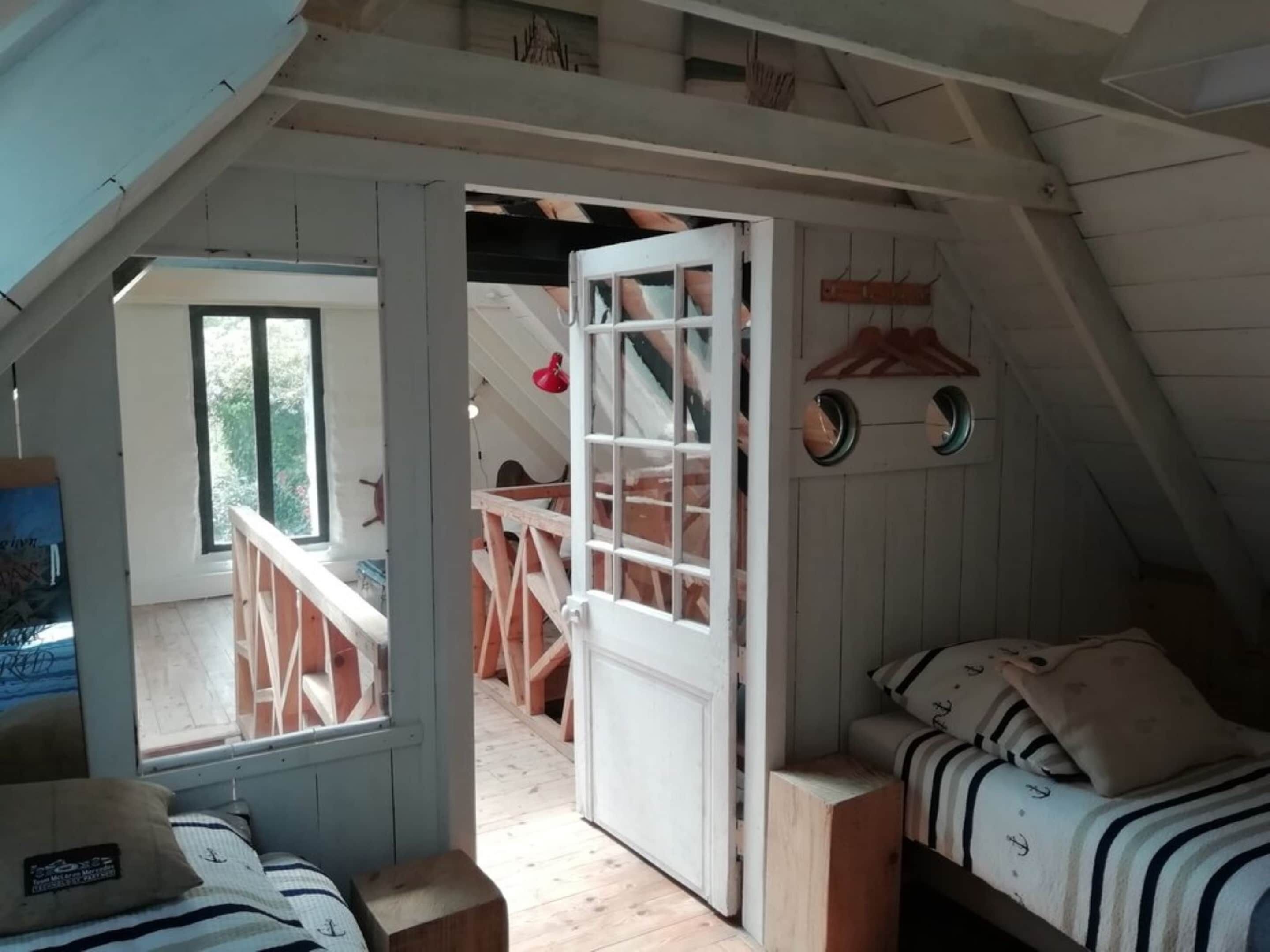 Comfort House, 2 Bedrooms | Individually furnished, bed sheets