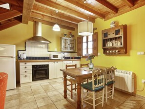 Private kitchen - Mansion in Nava With Pool & Terrace (Nava)