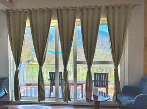 Suite | Living area - The Billing Health Resort (Bir)