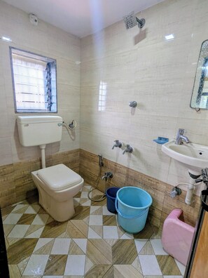 Bathroom - SANS RESORT (ALIBAG)