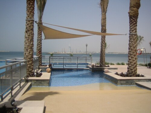 1-Bed Hotel Apartment Palm Jumeirah