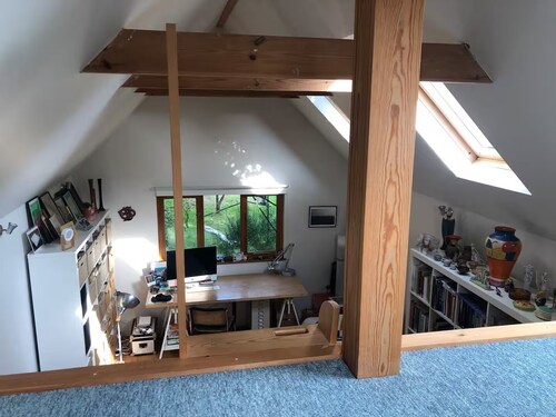 Artist's Hideaway. Cozy, quiet self contained studio in Suffolk countryside.