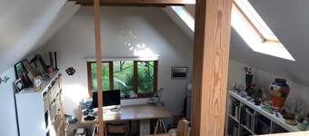 Artist's Hideaway. Cozy, quiet self contained studio in Suffolk countryside.