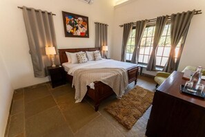 Deluxe Villa, Balcony, Pool View - ELIVAAS Casa Mocha Exquisite 5BHK Villa (Ziradpada)